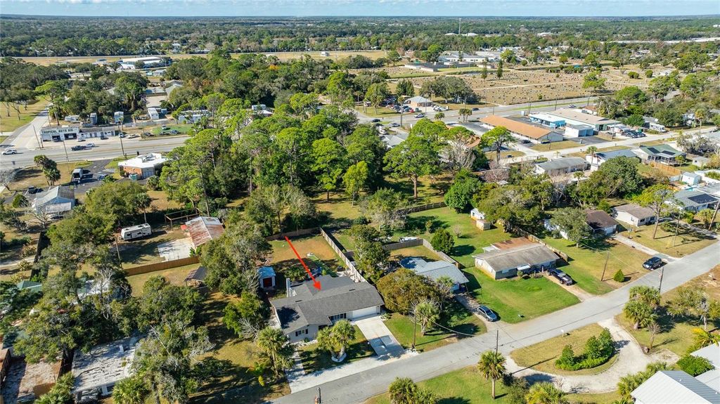 Image 41 of property listing at 1010 FERNALD STREET, Edgewater, FL 32132