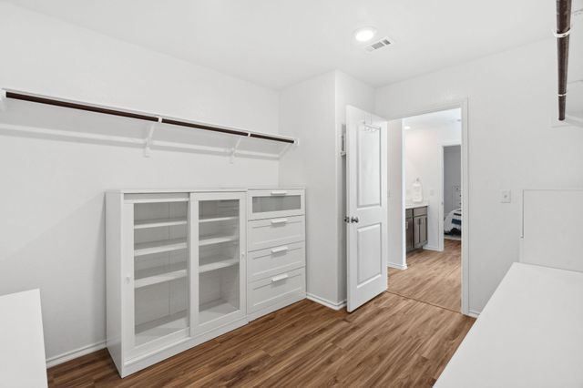 185 Silver Springs A BND, Kyle, TX 78640