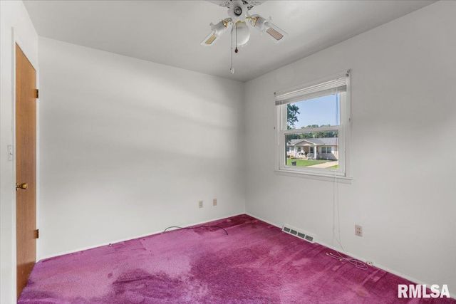 8 Foresters Lane, Springfield, IL 62704