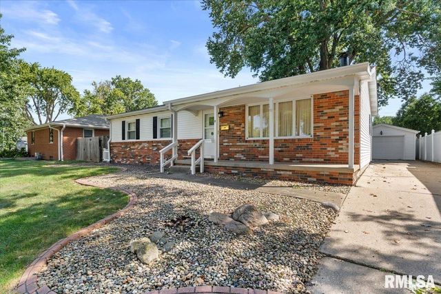 8 Foresters Lane, Springfield, IL 62704