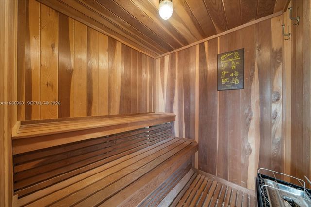 4231 NW 73rd Ave, Lauderhill, FL 33319