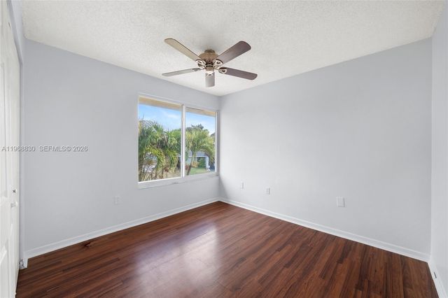 4231 NW 73rd Ave, Lauderhill, FL 33319