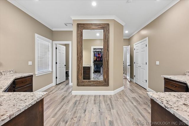 2720 E 22nd Street, Tulsa, OK 74114