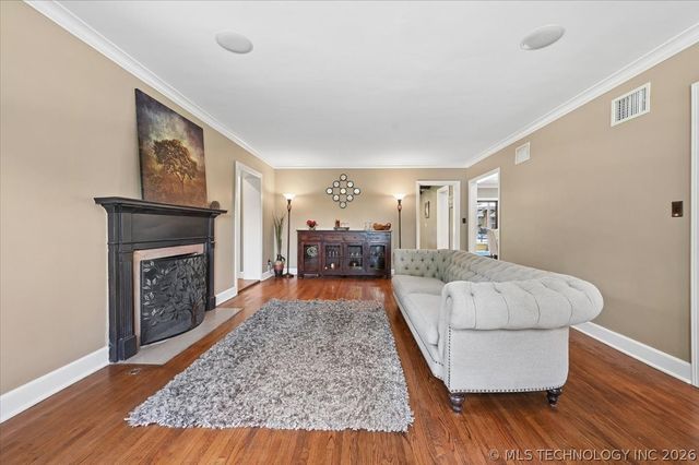 2720 E 22nd Street, Tulsa, OK 74114