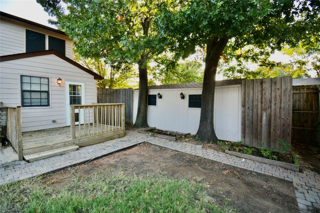 3494 Longview Drive, Corinth, TX 76210