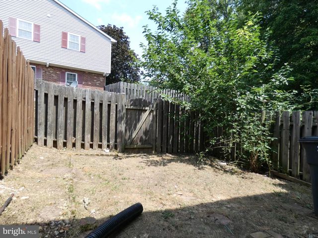 3495 CASTLE HILL DR, Woodbridge, VA 22193