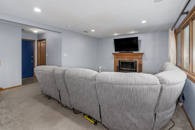 1606 NW Linwood Drive, Ankeny, IA 50023