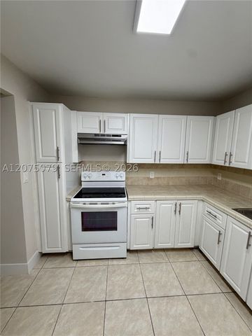 2025 NE 164th St 608, North Miami Beach, FL 33162