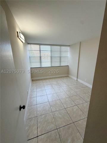 2025 NE 164th St 608, North Miami Beach, FL 33162