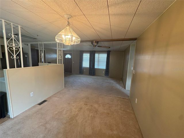 1018 SOUTHLAND DRIVE, Tavares, FL 32778