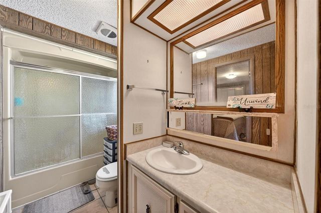 1018 SOUTHLAND DRIVE, Tavares, FL 32778