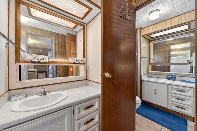 1018 SOUTHLAND DRIVE, Tavares, FL 32778