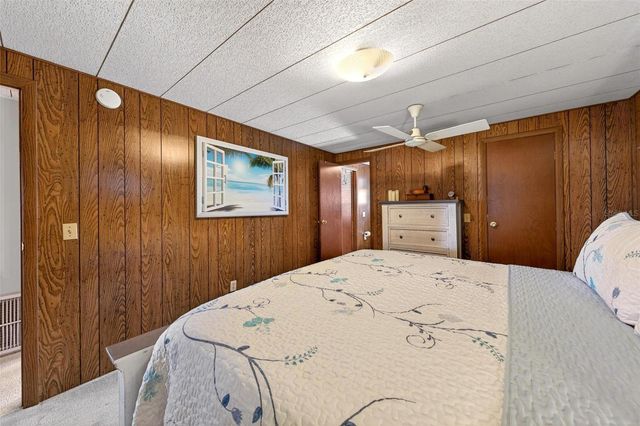 1018 SOUTHLAND DRIVE, Tavares, FL 32778