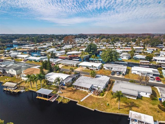 1018 SOUTHLAND DRIVE, Tavares, FL 32778