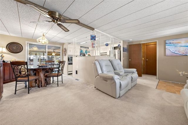 1018 SOUTHLAND DRIVE, Tavares, FL 32778