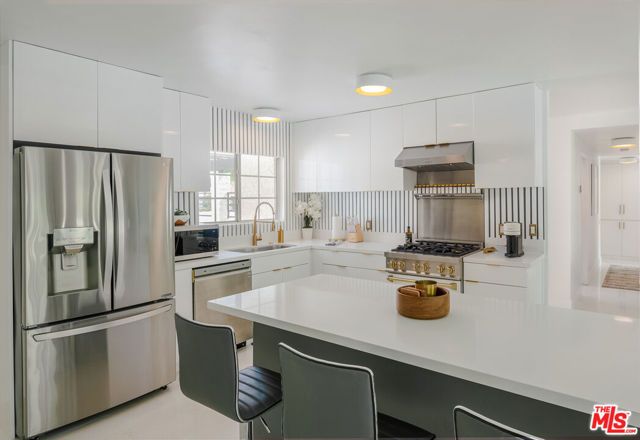 27445 Hombria Drive, Cathedral City, CA 92234