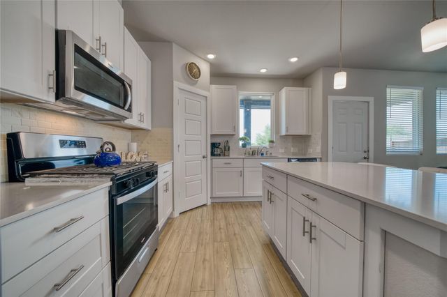 3830 Singing Coast Path, Houston, TX 77082