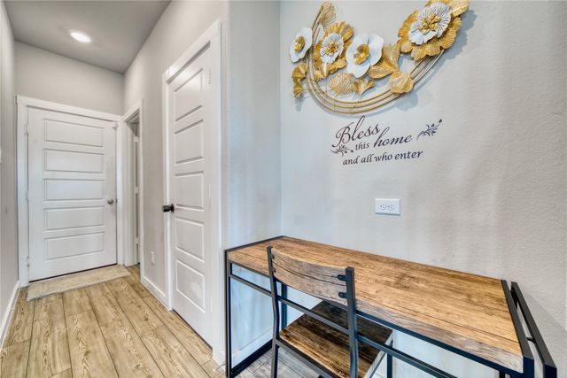 3830 Singing Coast Path, Houston, TX 77082