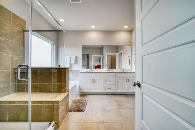 3830 Singing Coast Path, Houston, TX 77082