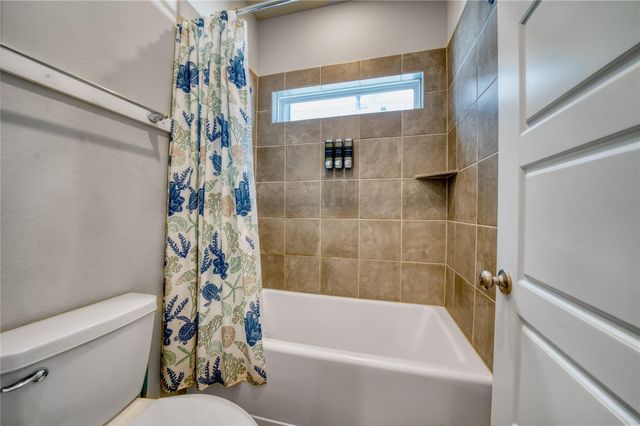 3830 Singing Coast Path, Houston, TX 77082