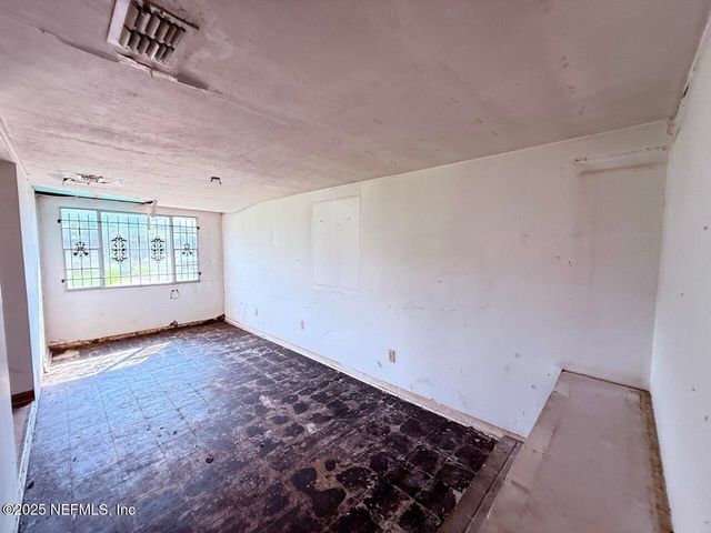 5970 TAMPICO Road, Jacksonville, FL 32244