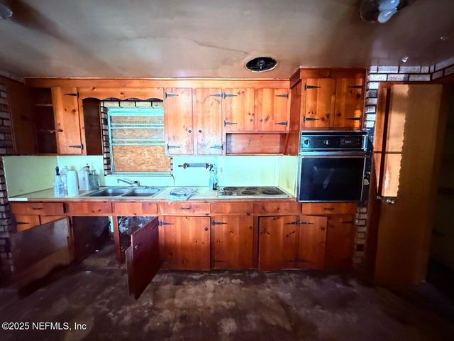 5970 TAMPICO Road, Jacksonville, FL 32244