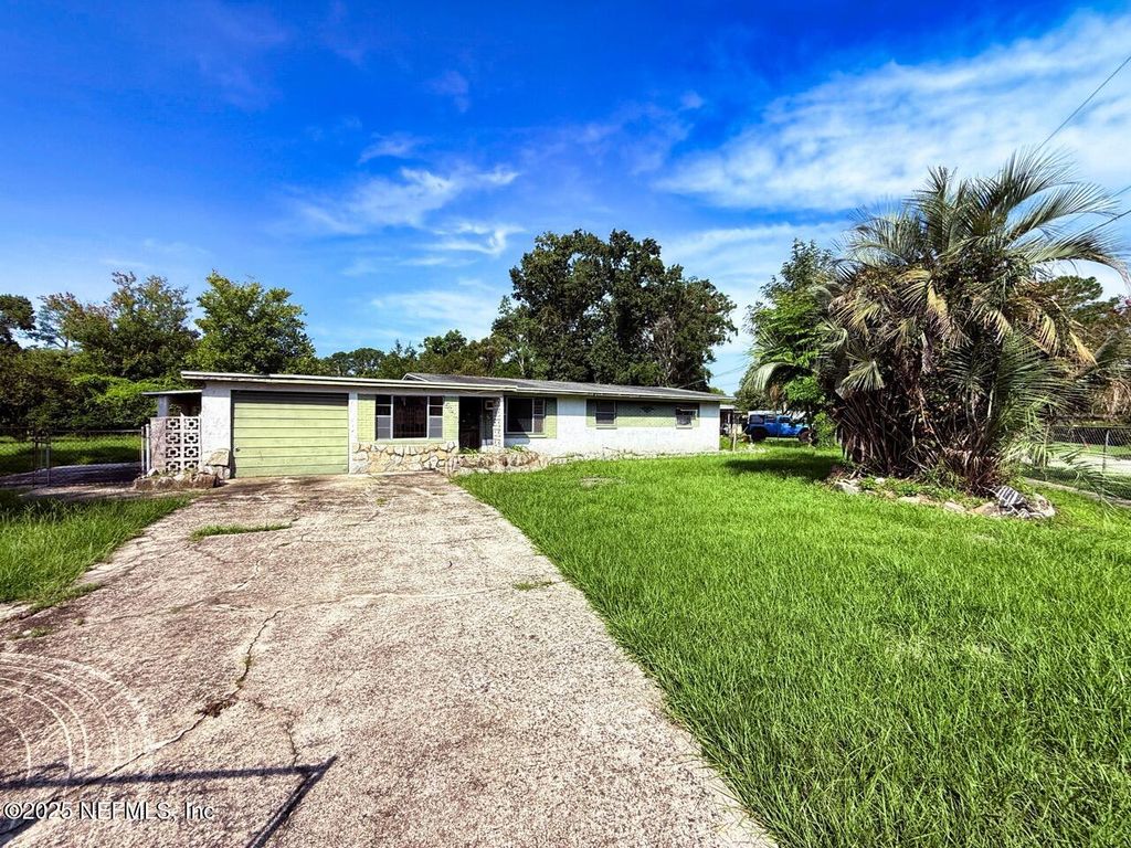 5970 TAMPICO Road, Jacksonville, FL 32244