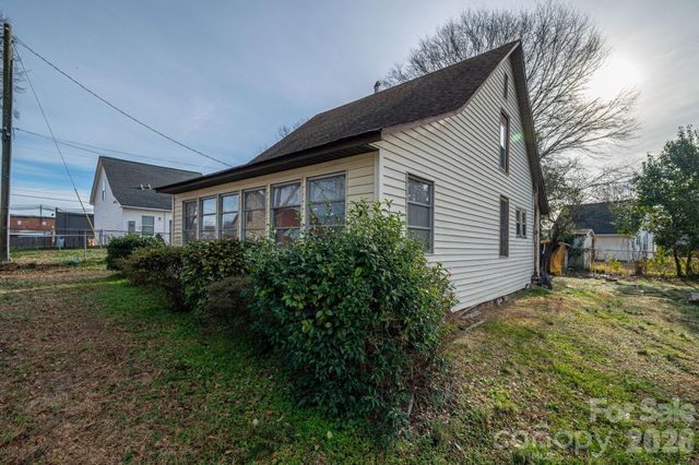 606 Frank Street, Cherryville, NC 28021