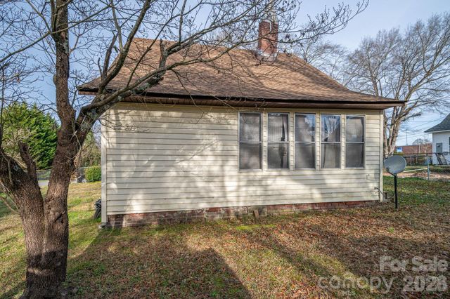 606 Frank Street, Cherryville, NC 28021