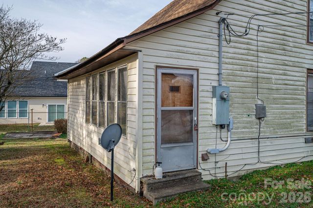 606 Frank Street, Cherryville, NC 28021