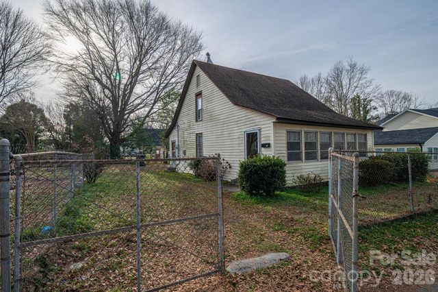 606 Frank Street, Cherryville, NC 28021