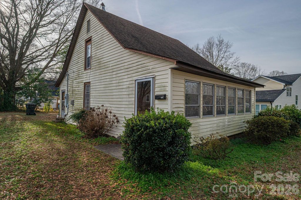 606 Frank Street, Cherryville, NC 28021
