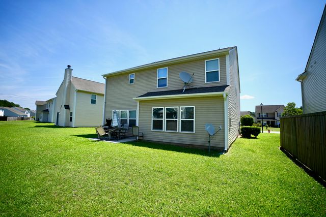 407 Thoroughbred Drive, Moncks Corner, SC 29461