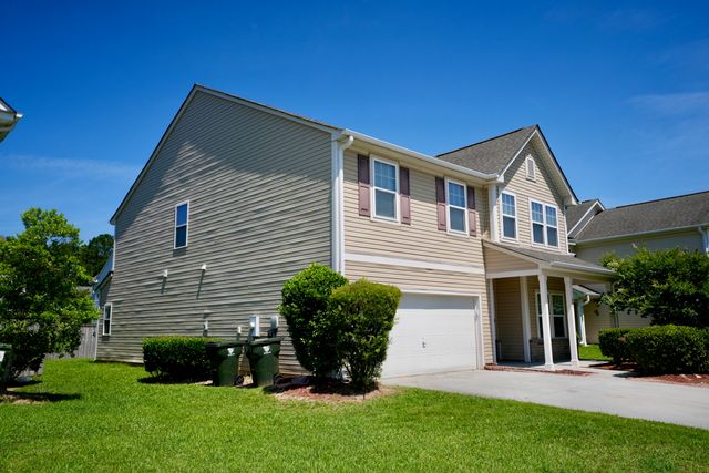 407 Thoroughbred Drive, Moncks Corner, SC 29461