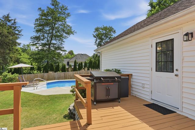 10 Fieldstone Place, Greenville, SC 29615
