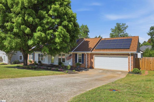 10 Fieldstone Place, Greenville, SC 29615