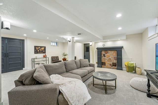 4416 Brookside Avenue, Edina, MN 55436