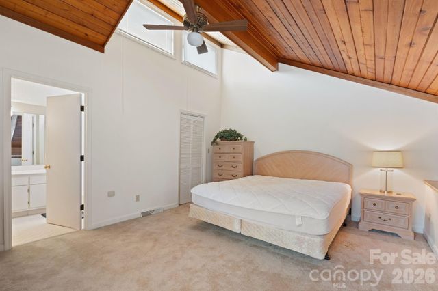 33 Lantern Lane, Lexington, NC 27292