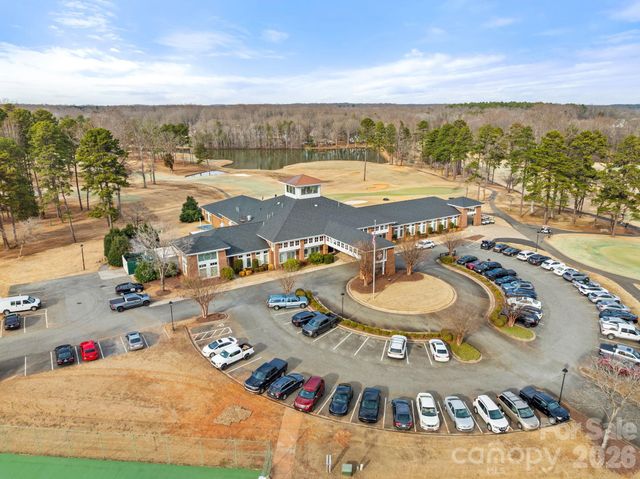 33 Lantern Lane, Lexington, NC 27292