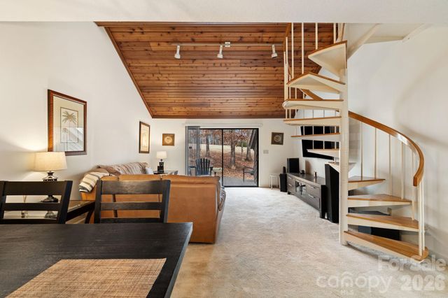 33 Lantern Lane, Lexington, NC 27292