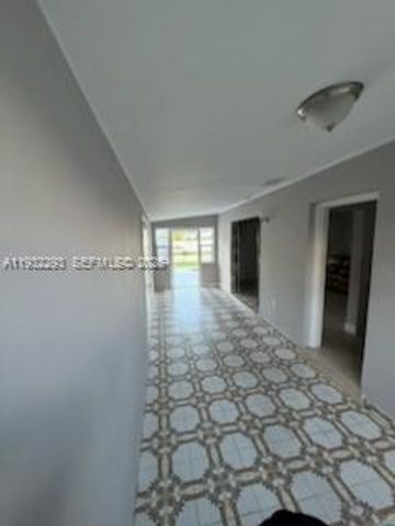 4100 SW 36th St, West Park, FL 33023