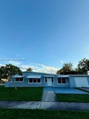 4100 SW 36th St, West Park, FL 33023
