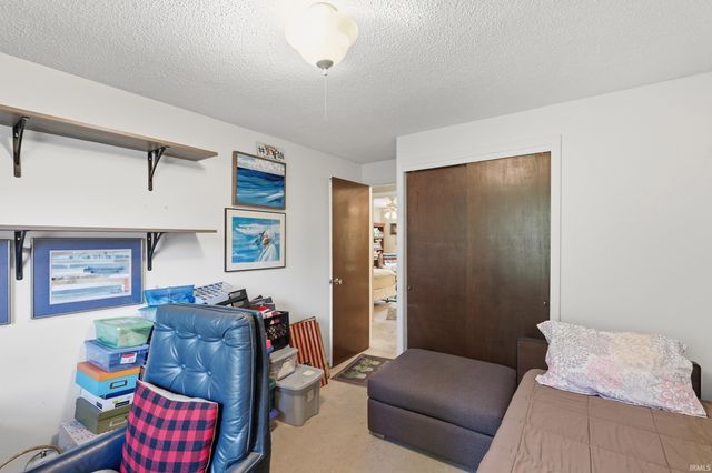 11148 Shoreline Drive, Leo, IN 46765
