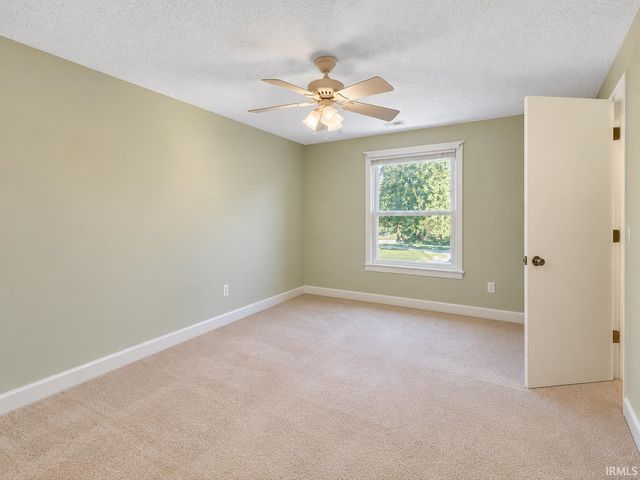 11148 Shoreline Drive, Leo, IN 46765