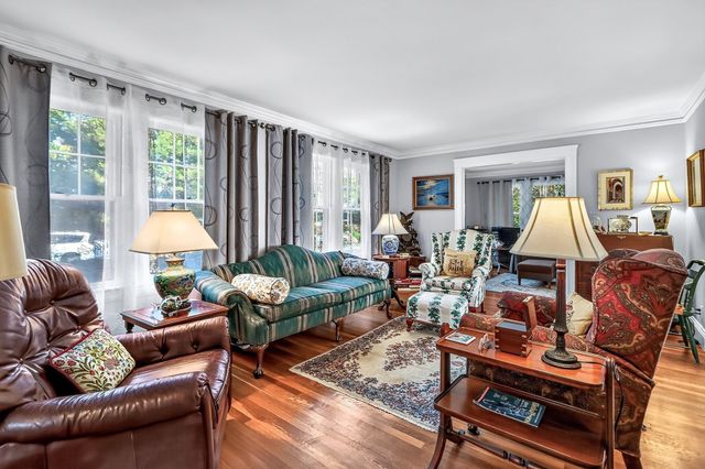 130 Grosvenor Road, Needham, MA 02492