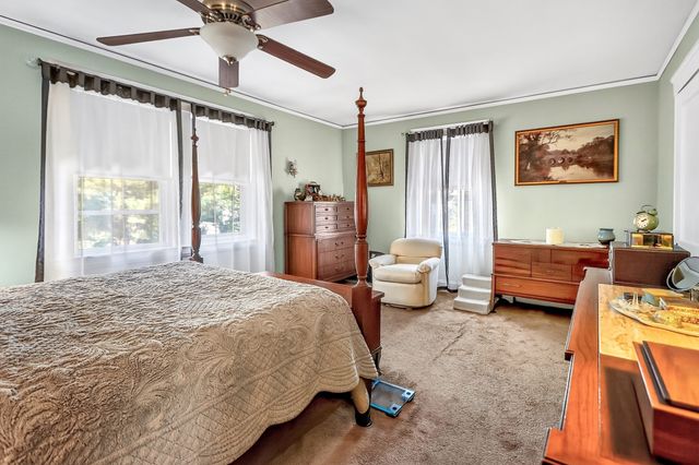 130 Grosvenor Road, Needham, MA 02492