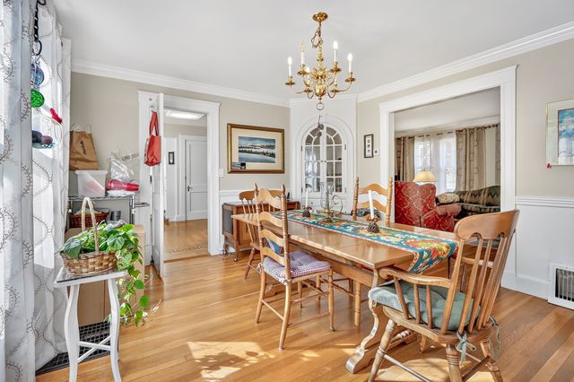 130 Grosvenor Road, Needham, MA 02492