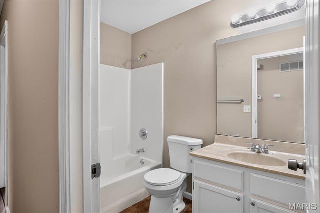 5304 Bay Wind Court, Florissant, MO 63034