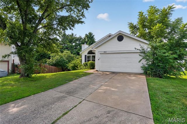 5304 Bay Wind Court, Florissant, MO 63034