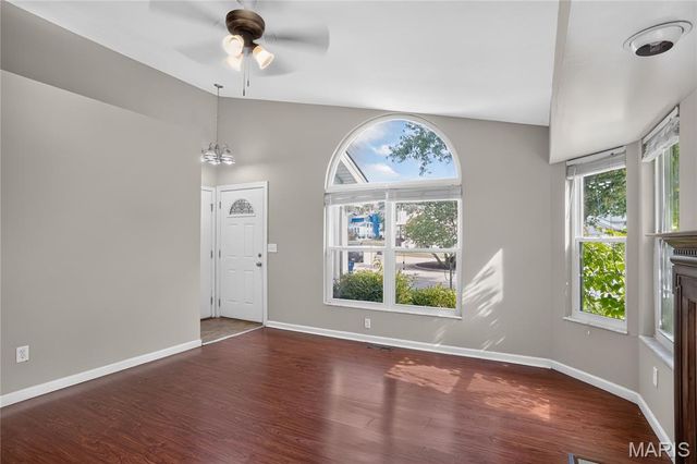 5304 Bay Wind Court, Florissant, MO 63034